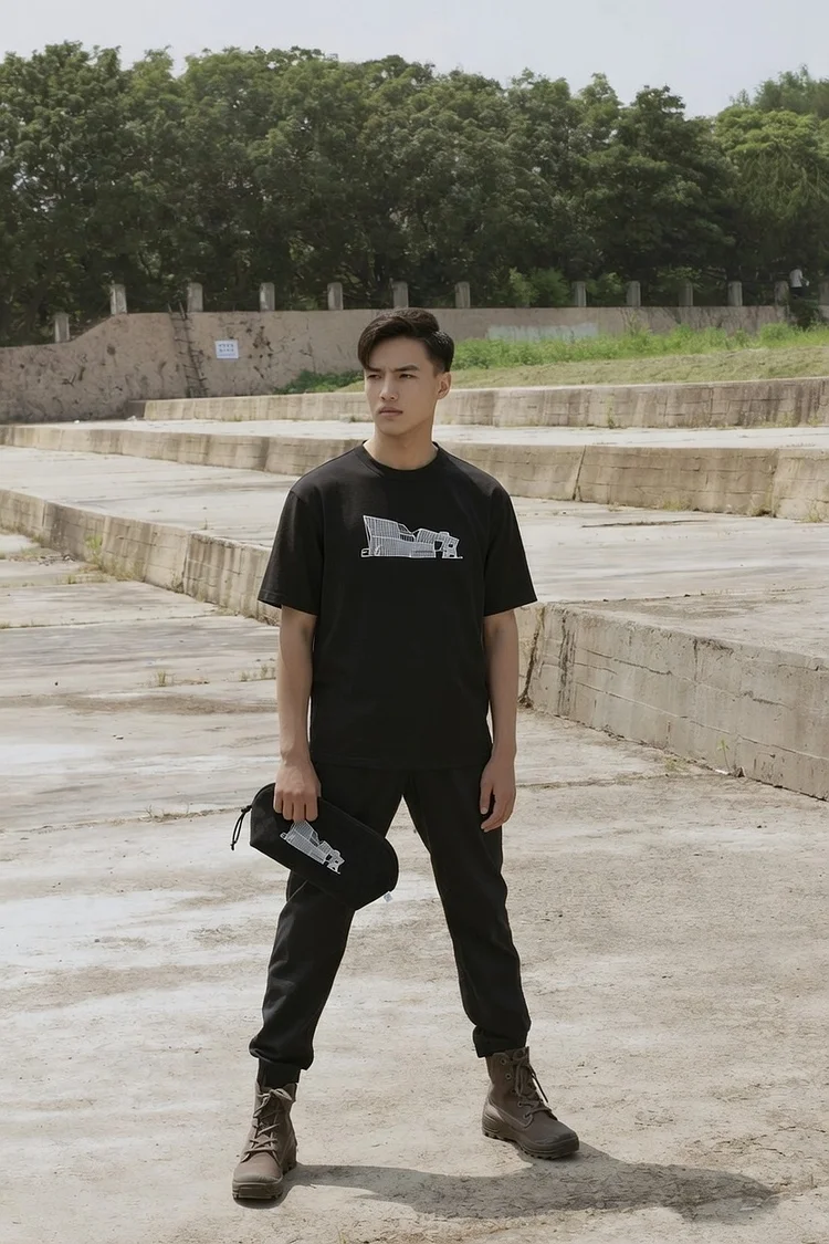 AGA KHAN MUSEUM X JUMA Architectural Series Travel Bag  - 3 Recycled Water Bottles - Black