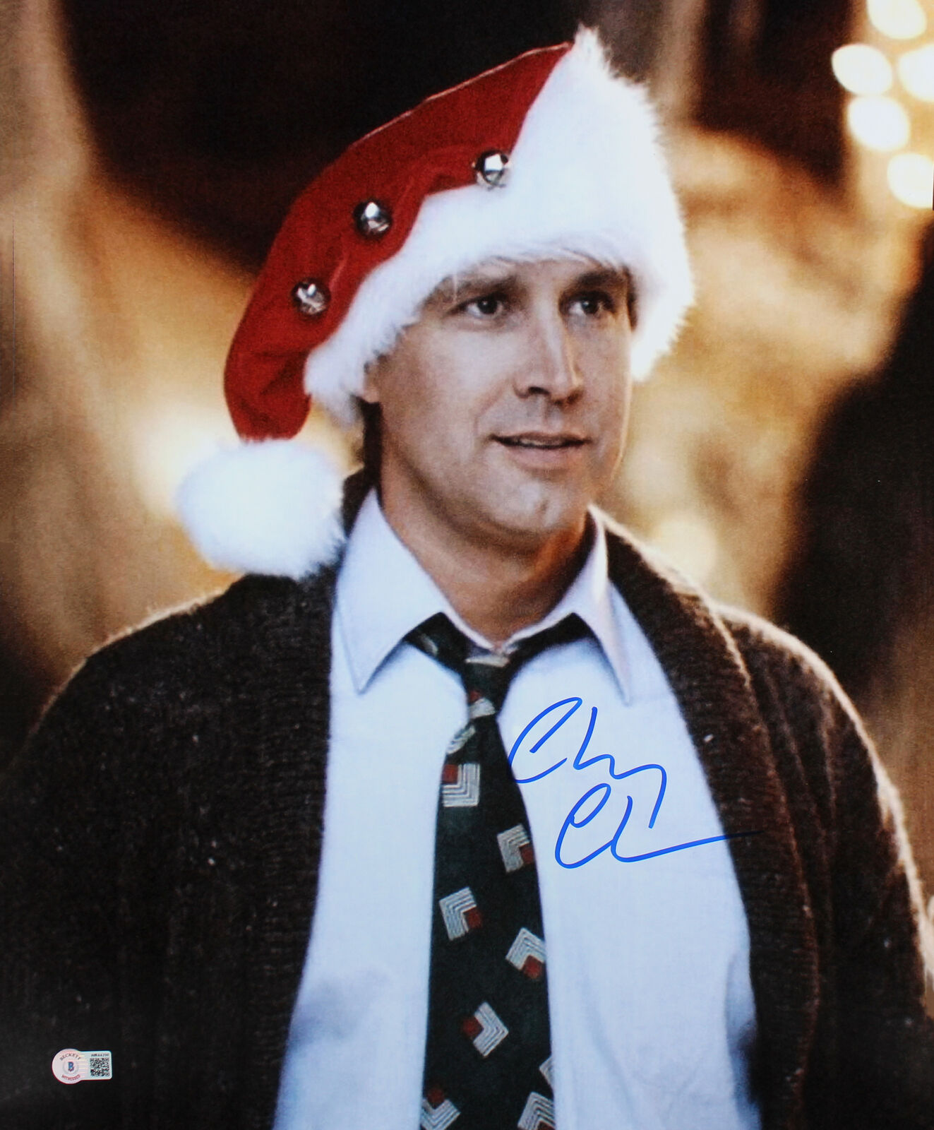 Chevy Chase Christmas Vacation Signed 16x20 Vertical Santa Hat Photo Poster painting BAS Witness