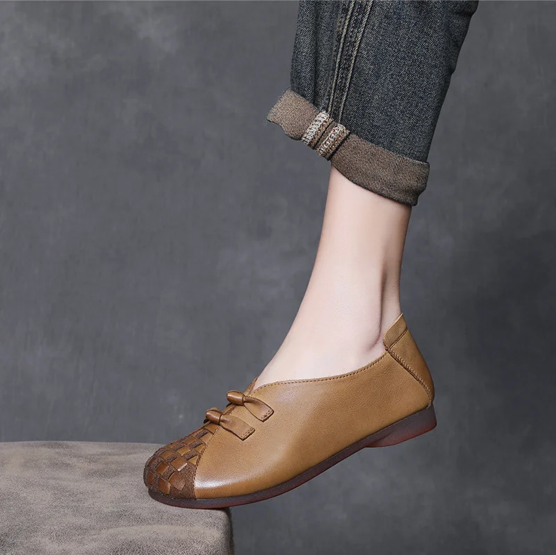 Yyvonne Layer Of Cowhite Retro National Style Single Shoes Women 2025 Spring New Flat Soft Sole Comfortable One-Footed Mother Shoes