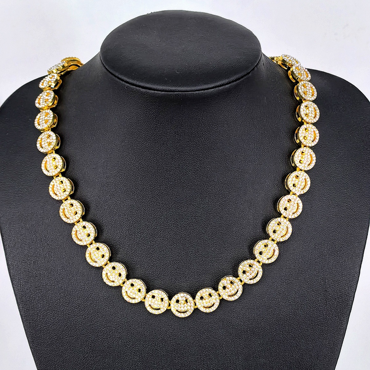 Hip Hop Smiley Face Diamond Necklace - SOPULA