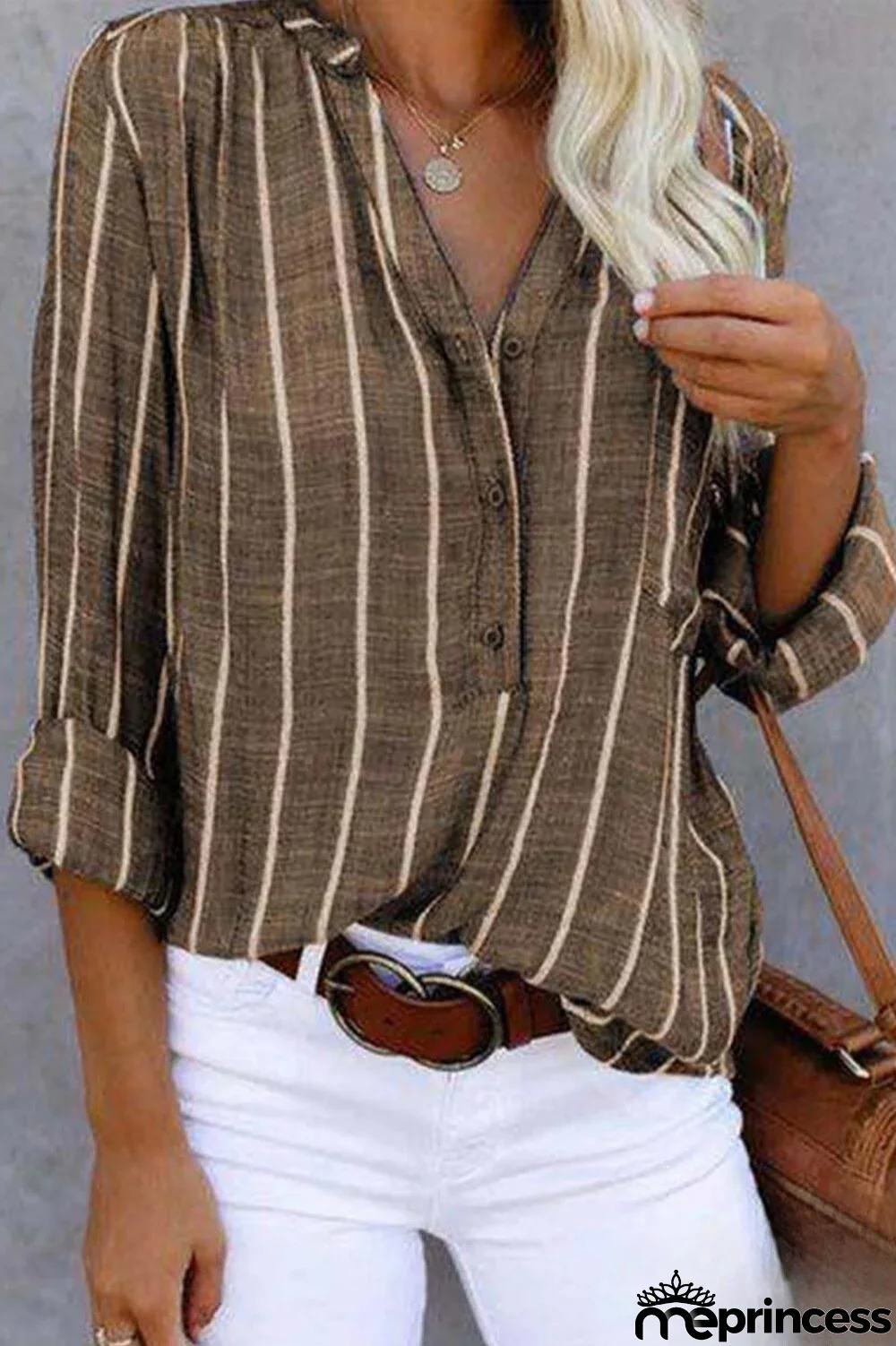 Elegant and Versatile Shirt