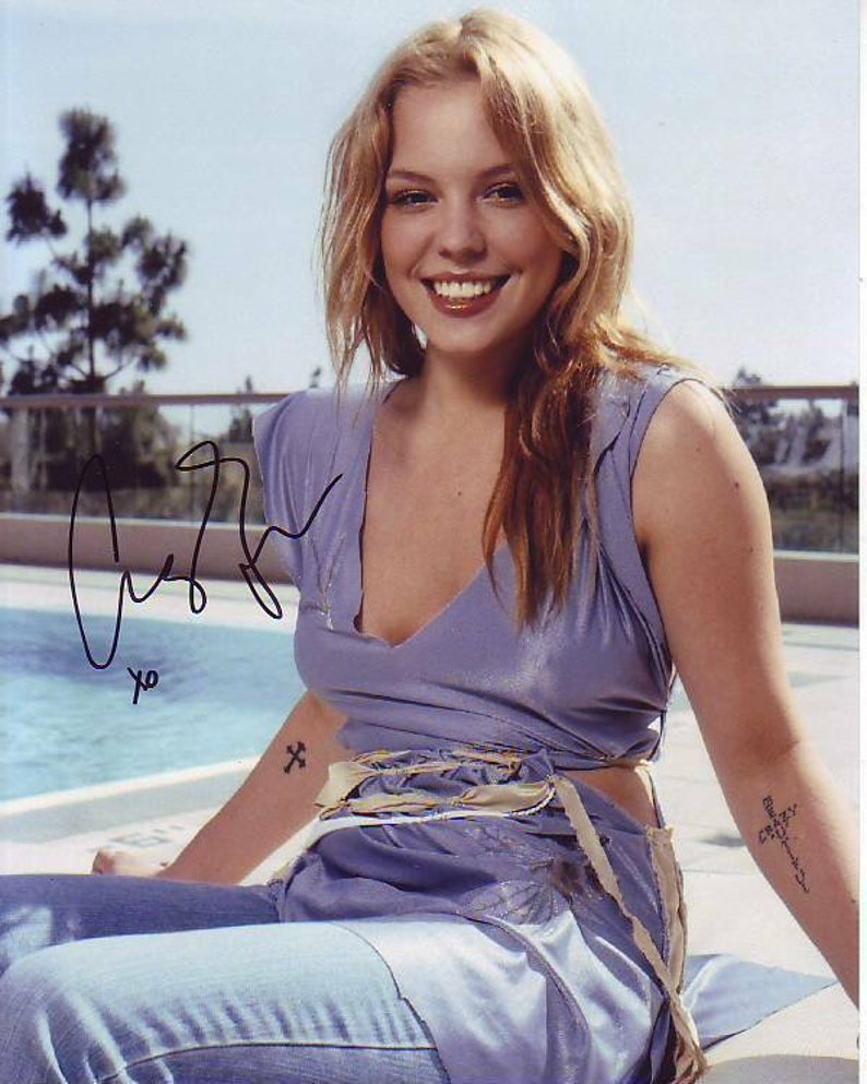 Agnes bruckner signed autographed 8x10 Photo Poster painting