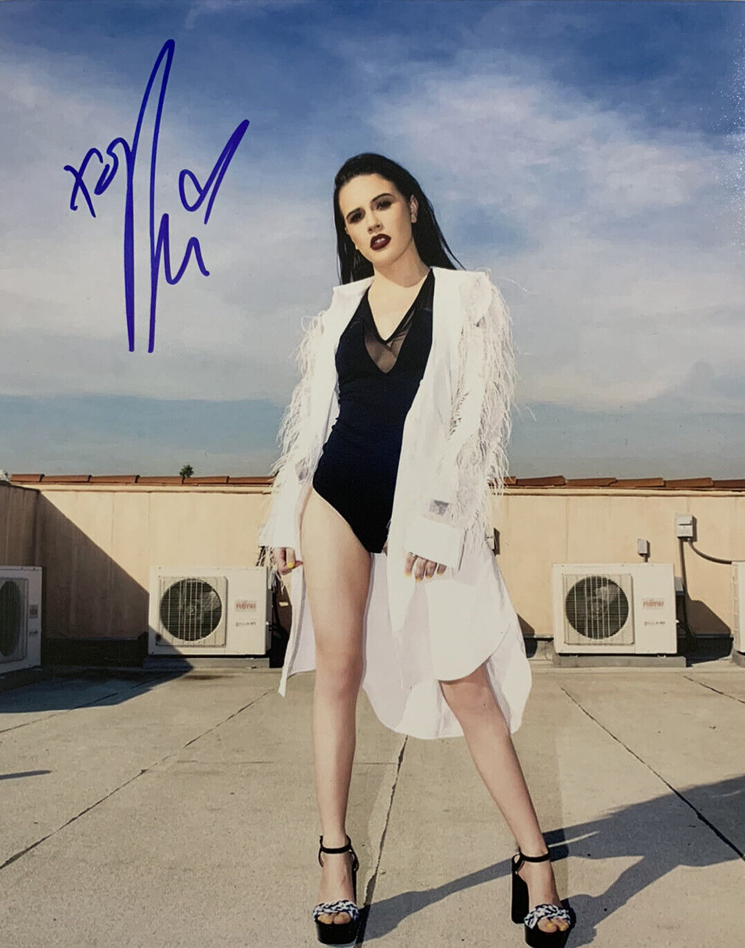 BEA MILLER HAND SIGNED 8x10 Photo Poster painting POP SINGER SEXY AUTOGRAPHED AUTHENTIC RARE