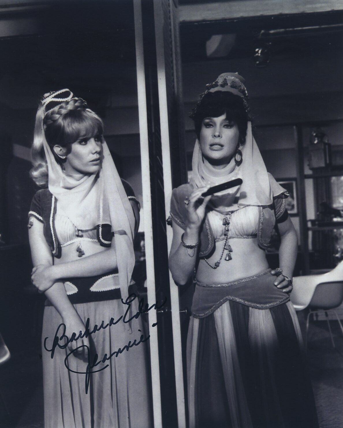 BARBARA EDEN SIGNED AUTOGRAPHED I DREAM OF JEANNIE BW Photo Poster painting