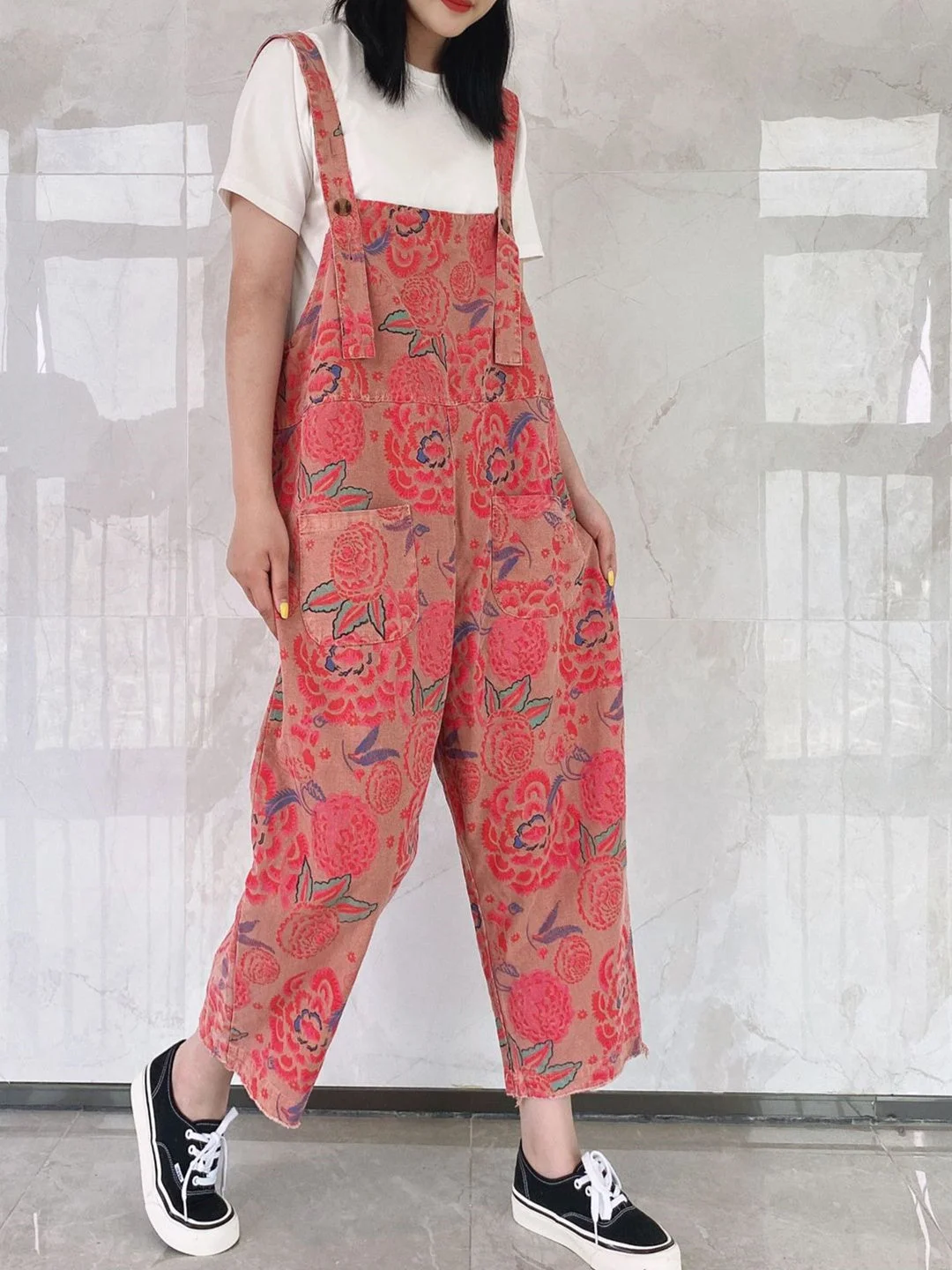 Women Half Sleeve V-neck Solid Color Dress