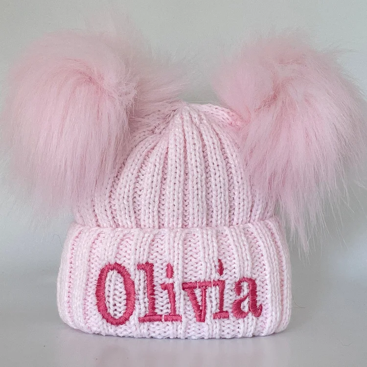 Personalized Embroidered Kids Pom Pom Hat and Scarf Set &ndash; Custom Name Winter Accessory for Comfort & Style