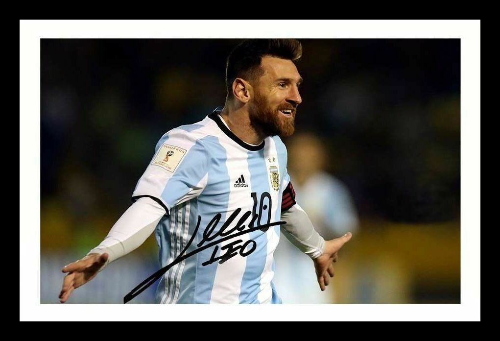 Lionel Messi - Argentina Autograph Signed & Framed Photo Poster painting 2