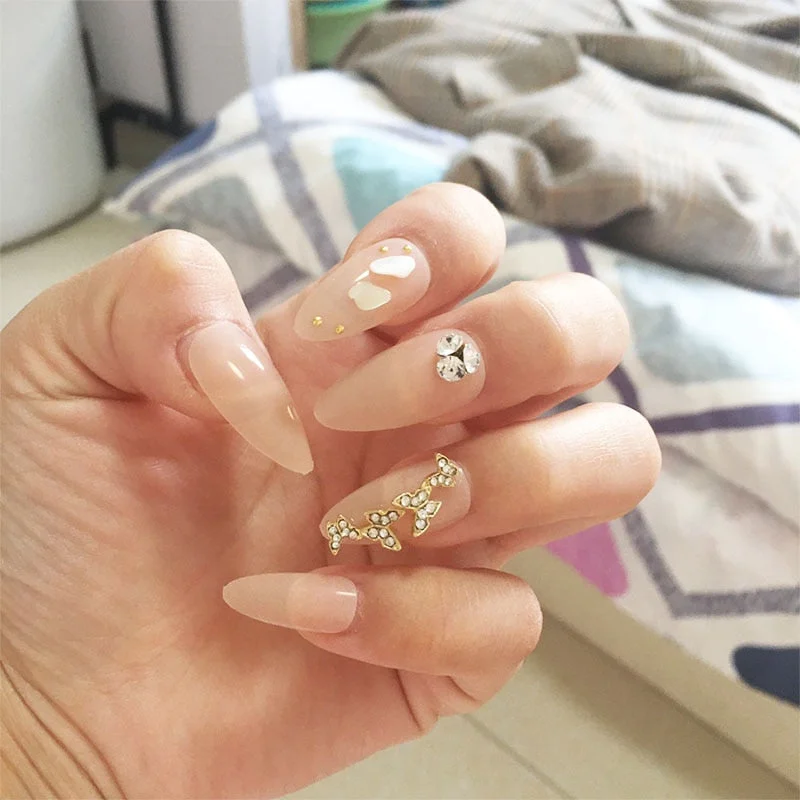 24 Pcs Nude Color nail tips Women Wearable  Fake press on Nails with Diamond Short Round Full Cover artificial nails with Glue-Nail Inspo