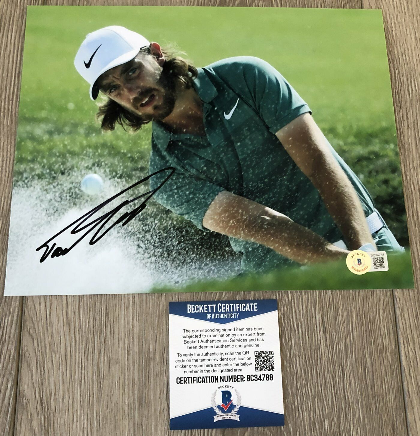 TOMMY FLEETWOOD SIGNED AUTOGRAPH PGA GOLF 8x10 Photo Poster painting A w/PROOF BECKETT BAS COA