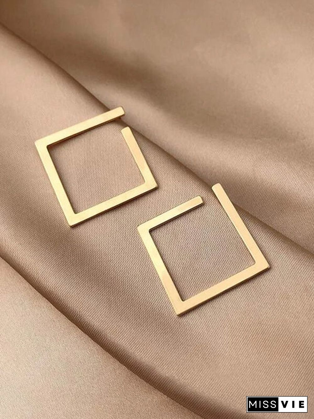 SQUARE HOOP EARRINGS