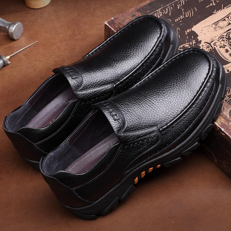 Cuteure  Men's Cow Leather Waterproof Comfy Non Slip Soft Slip On Casual Shoes