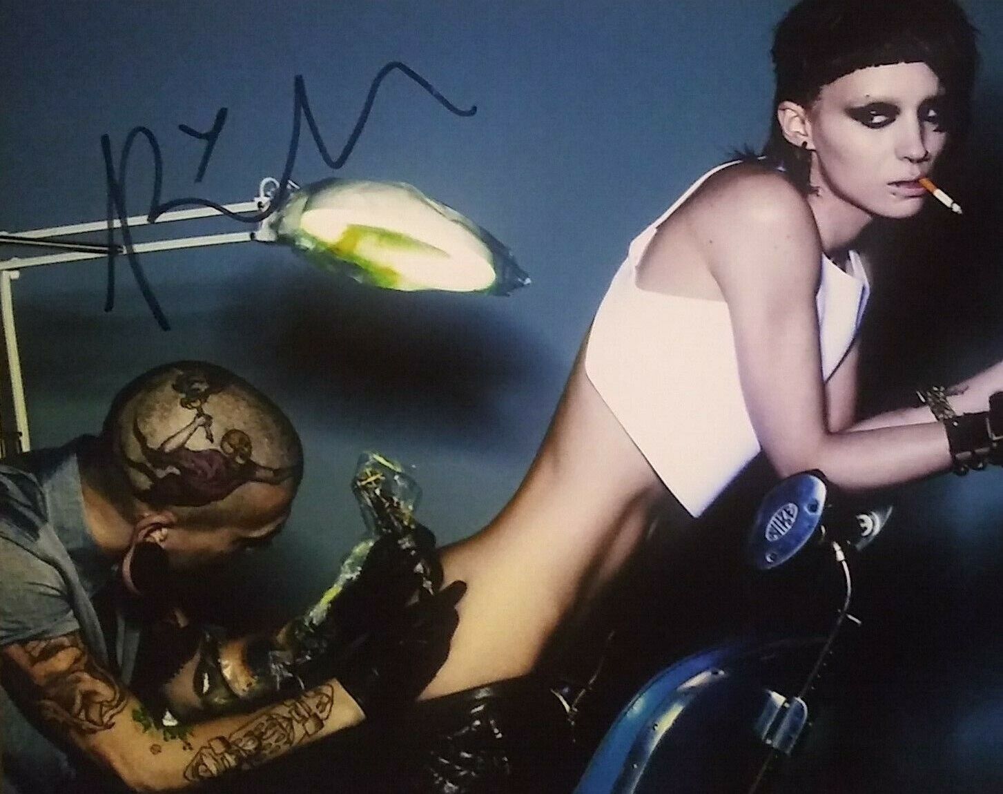 Rooney Mara signed 8x10