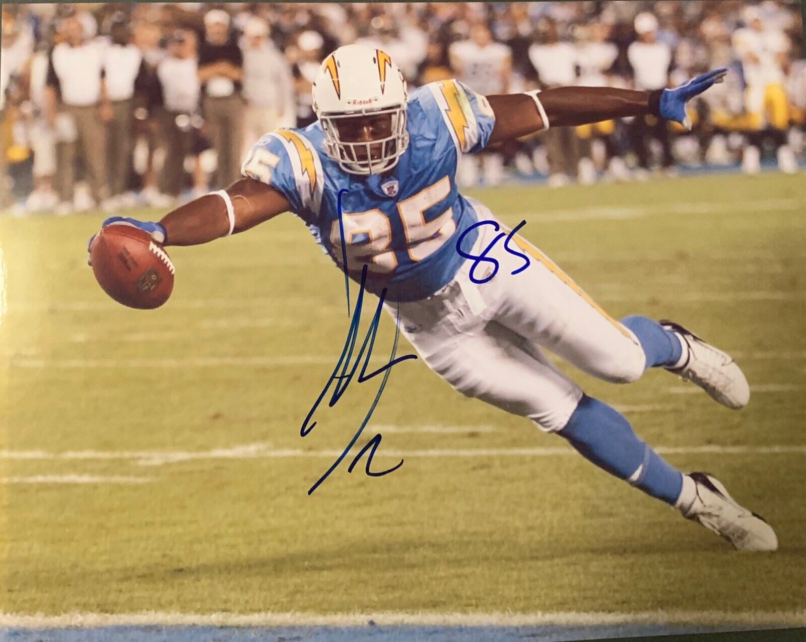 antonio gates signed 8x10 Photo Poster painting Pic Auto Chagers