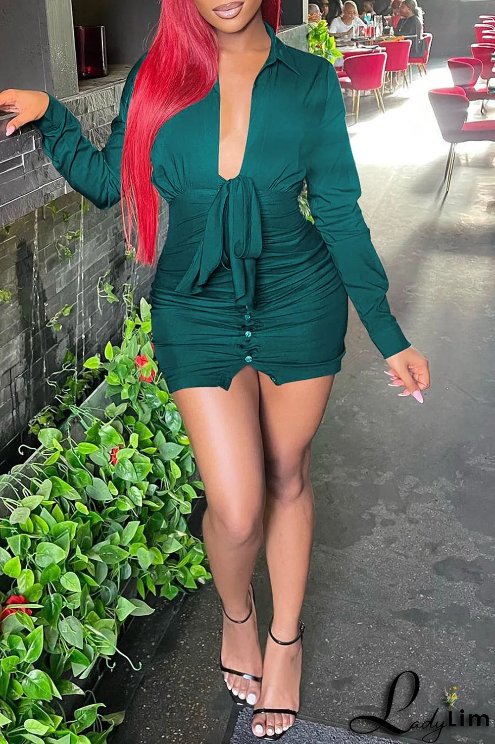 Green Sexy Solid Bandage Patchwork Buckle Fold V Neck Pencil Skirt Dresses