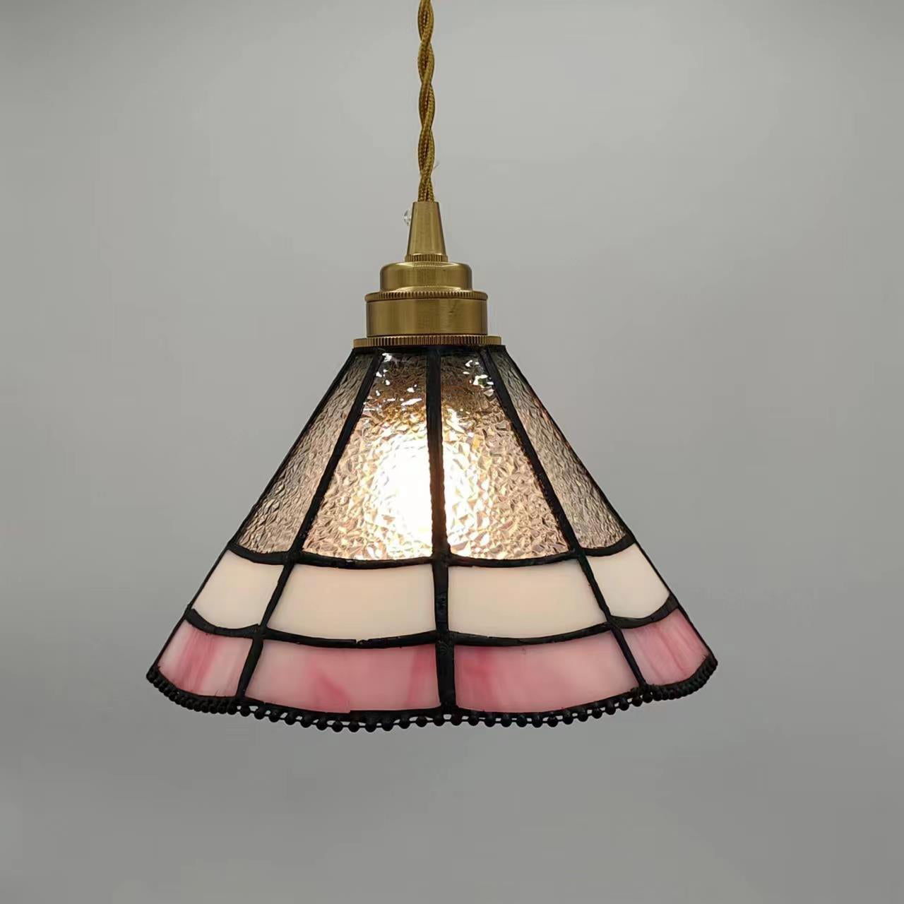 Traditional Vintage Brass Glass Cylinder Quadripartite Horn Lattice 1-Light Pendant Light For Dining Room
