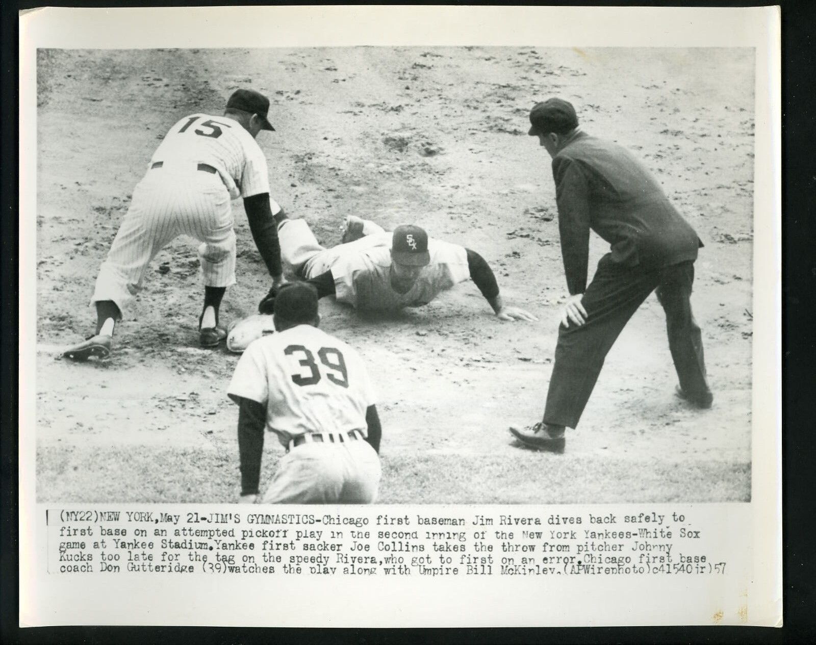 Jim Rivera Joe Collins Bill McKinley 1957 Press Photo Poster painting Chicago White Sox Yankees