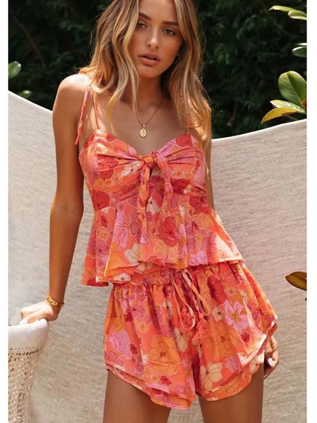 Retro Floral Print Two Piece Set Summer  Cami Tops Elastic High Waist  Short Pants 2023 Boho Casual Women Two Piece Outfits