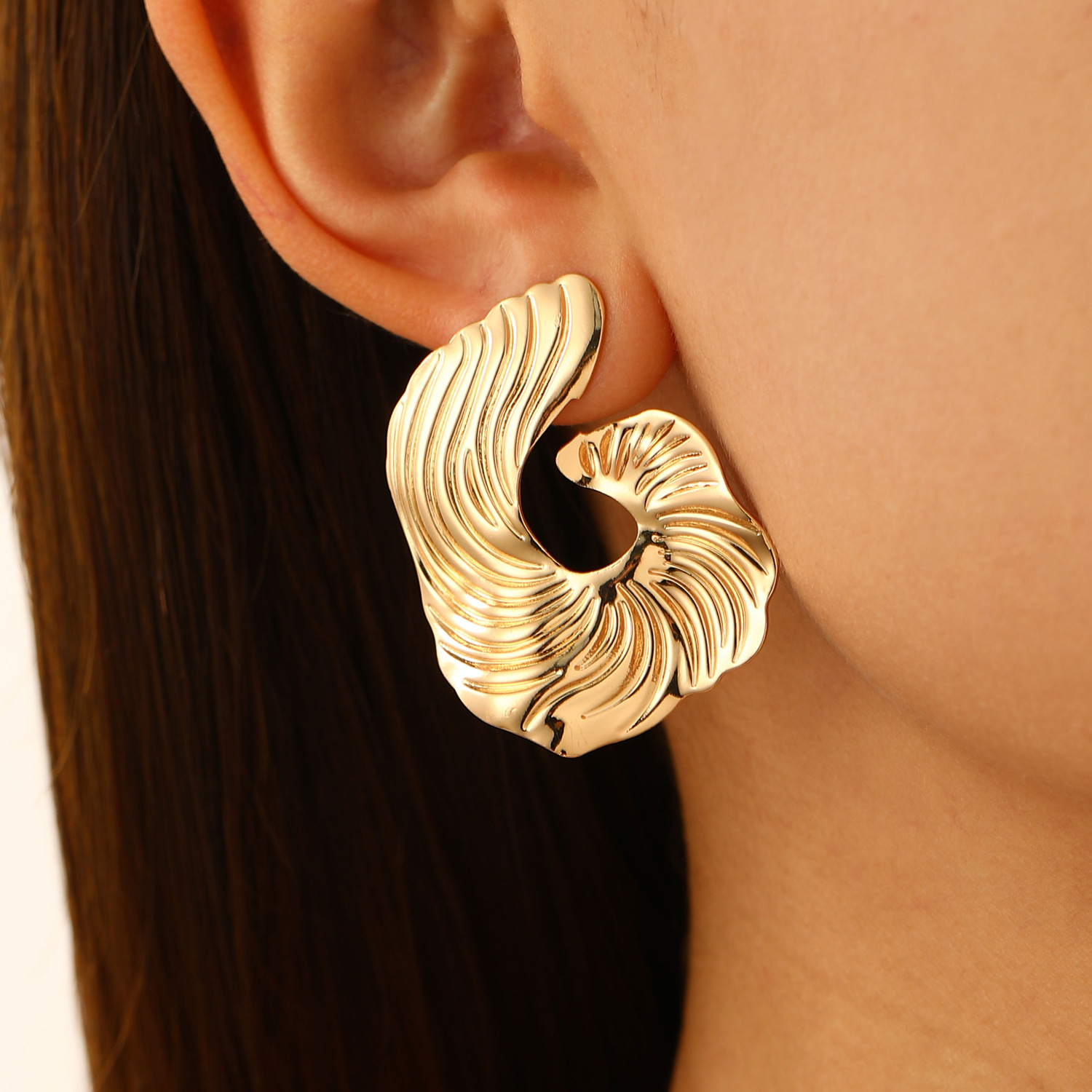 Textured Scalloped Gold-Plated Earrings