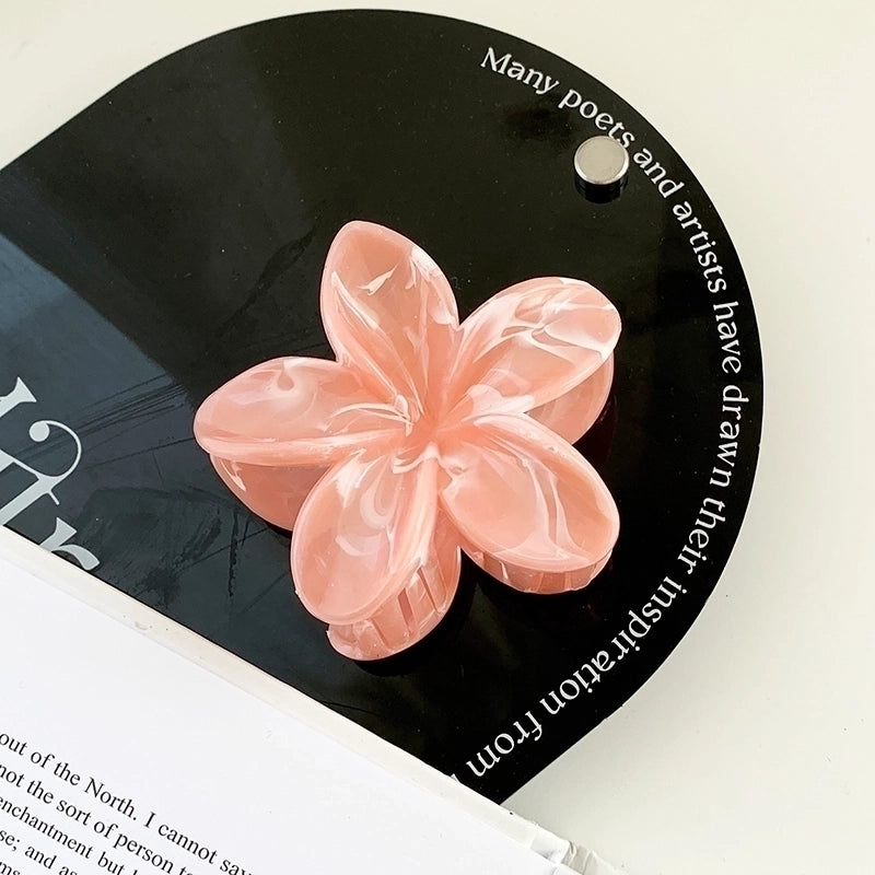 Women’s Sweet Minimalist Flower Resin Hair Claws