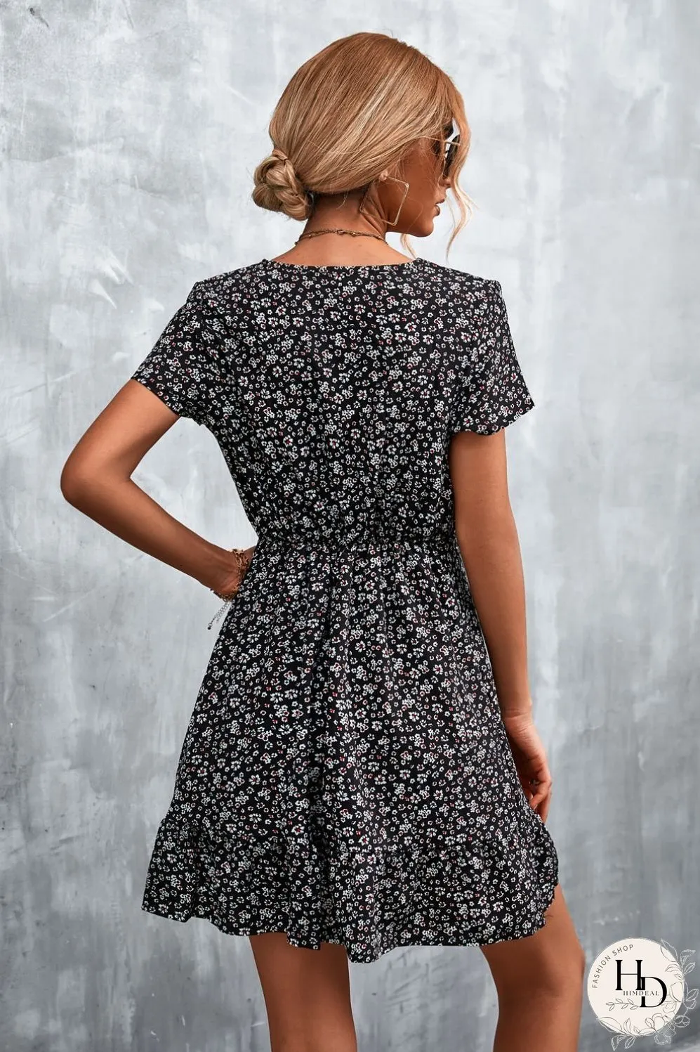 Ditsy Floral V-Neck Short Sleeve Dress