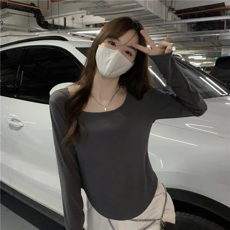 Uveng Uveng Short Long-Sleeved T-Shirt Women's Autumn Dress 2024 New Slim Slim Bottom Shirt Early Autumn Student Jacket