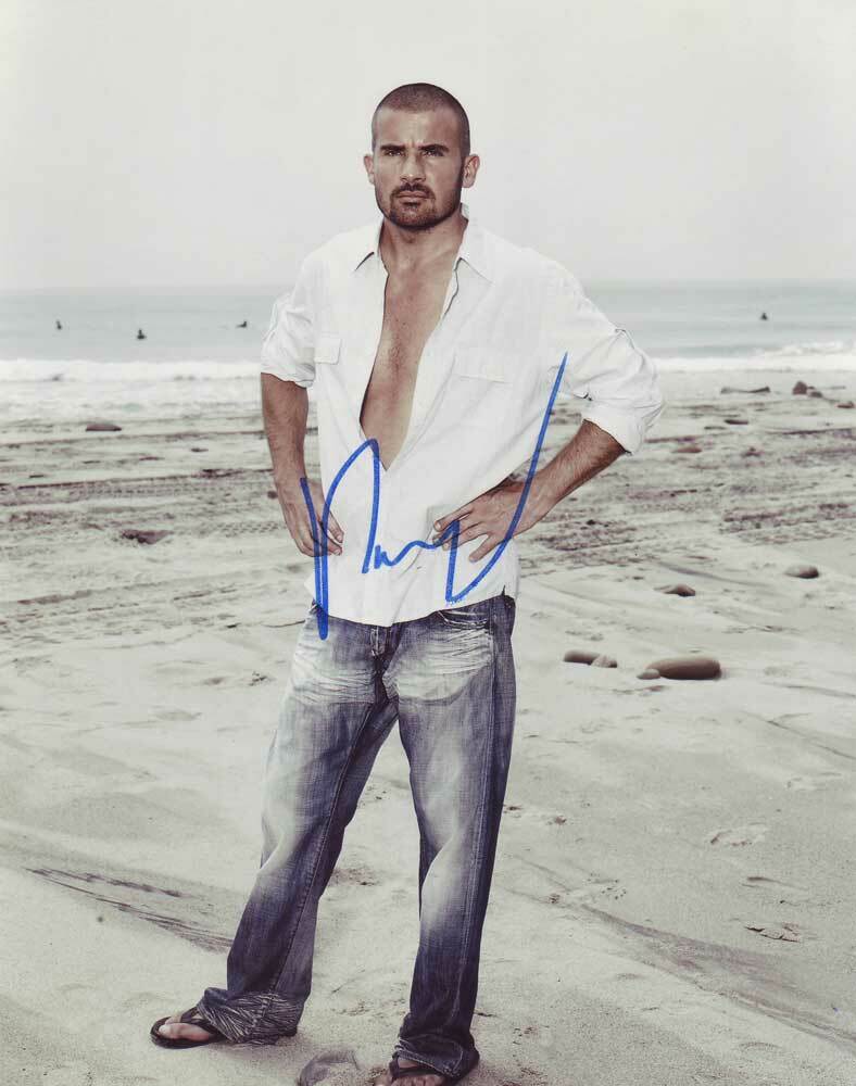 Dominic Purcell In-person AUTHENTIC Autographed Photo Poster painting SHA #77620