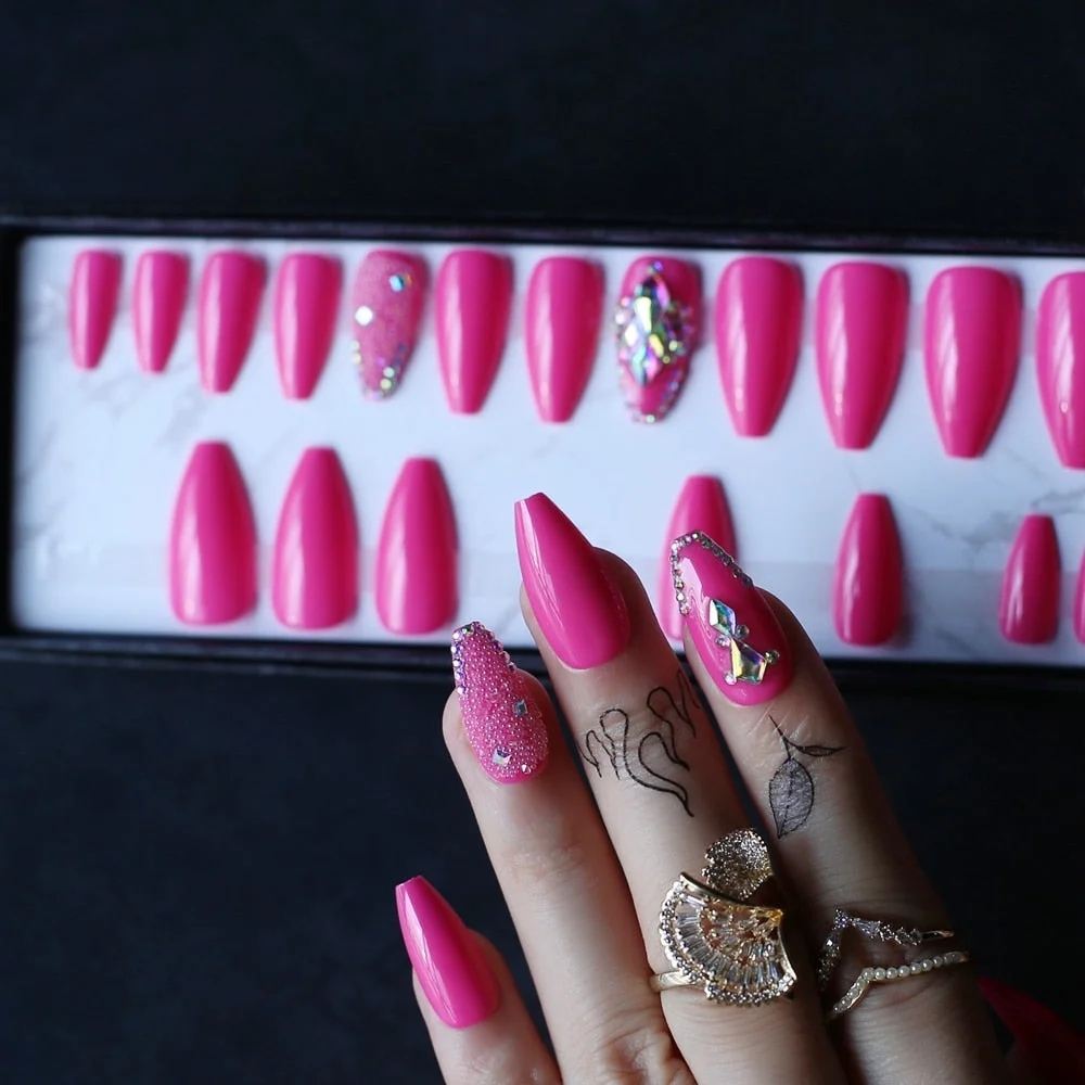 Fake Nail Tips Baby pink New fake nails ruby Rhinestone design Lovely with box Gifts for girlfriends False nails coffin-Nail Inspo