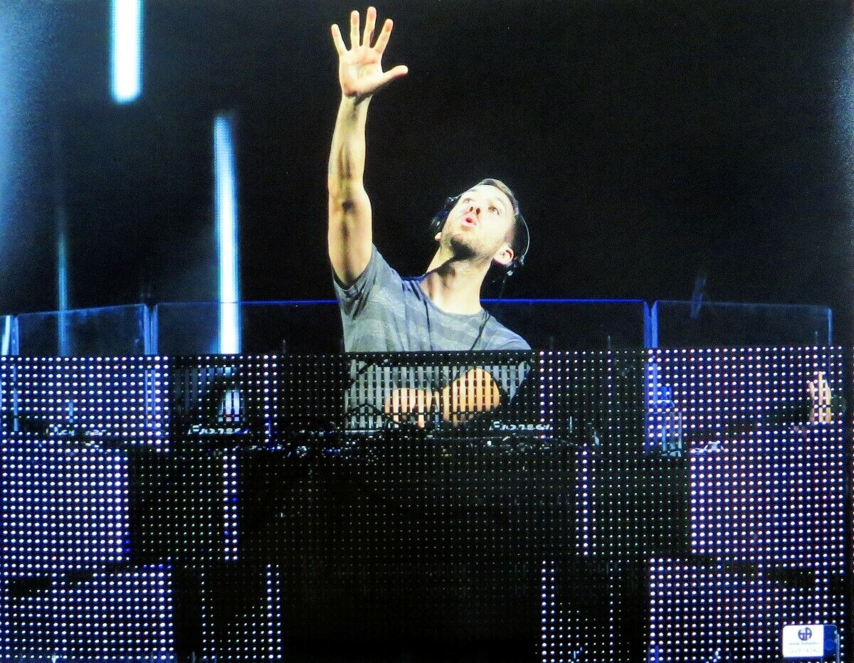 Calvin Harris Signed Autographed 11X14 Photo Poster painting DJ EDM Mixing Hand Up GV814342