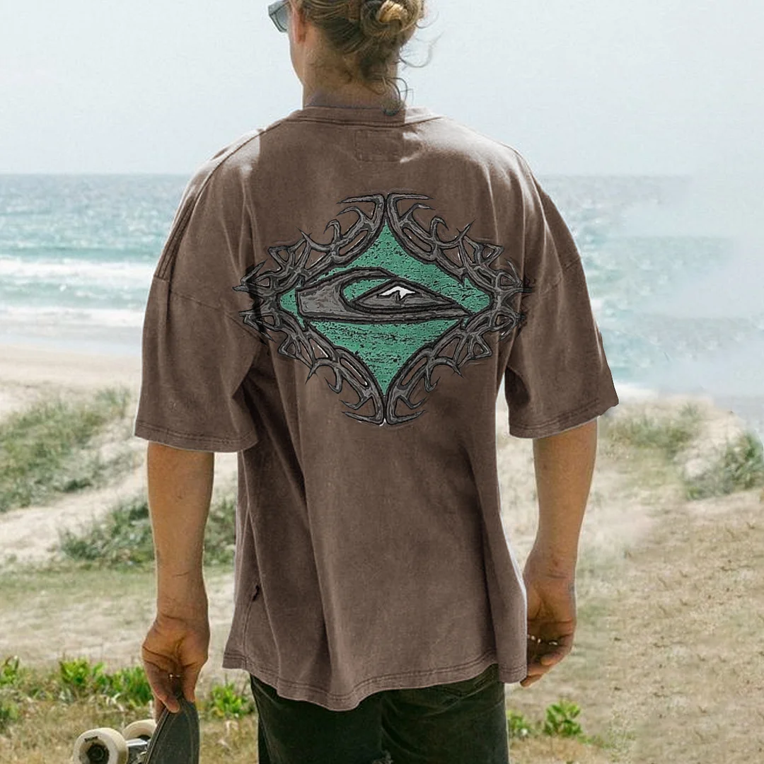 Unisex Vintage Holiday Quik Surf Printed T-shirt / DarkAcademias /Darkacademias