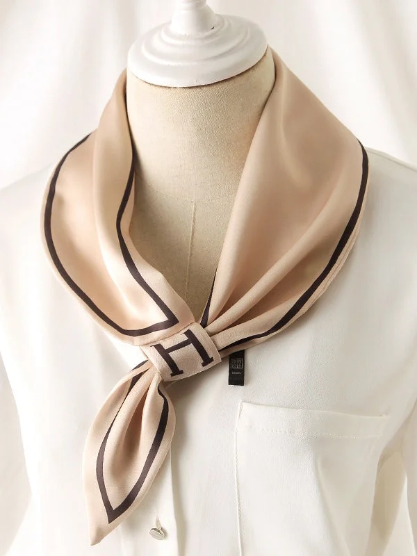 Urban Simple Sun-Protection Letter Print Scarf