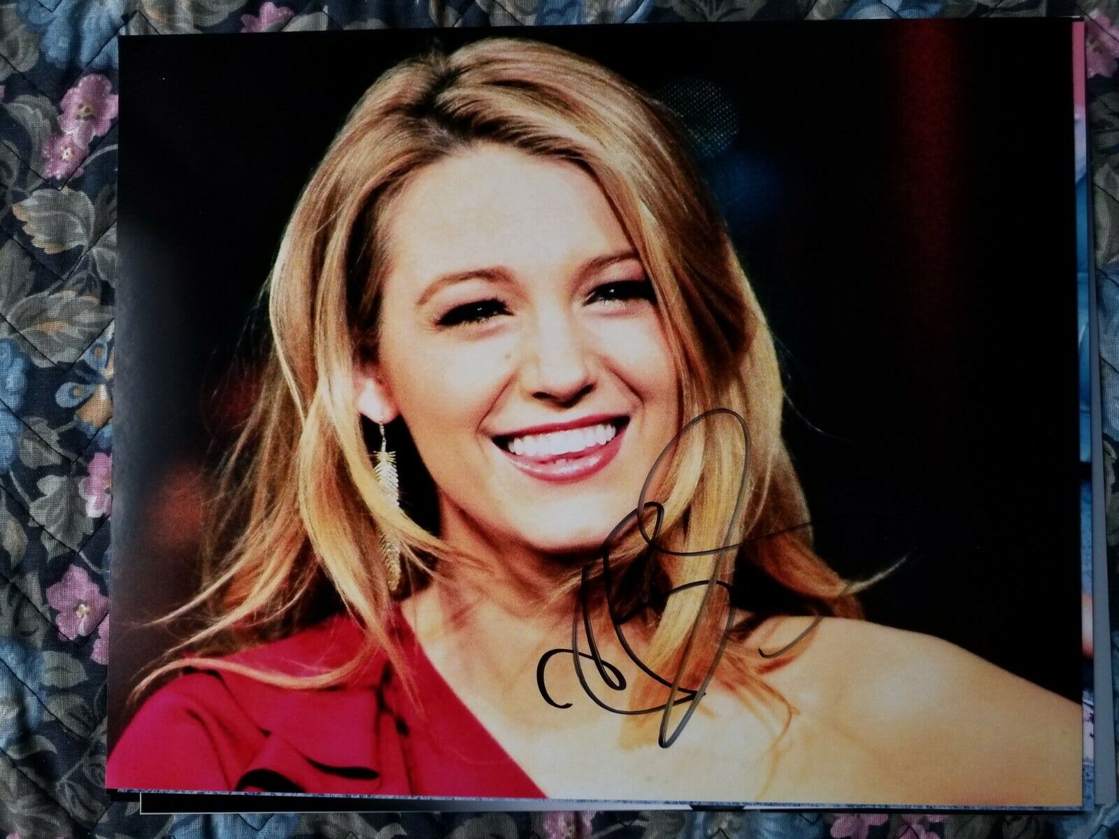 BLAKE LIVELY SAVAGES SIGNED 8 X 10 Photo Poster painting AUTHENTIC AUTOGRAPH