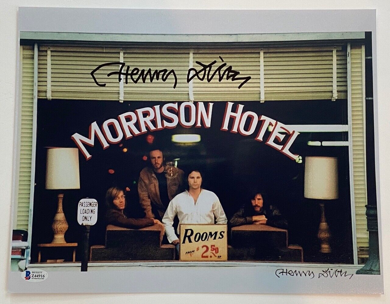 Henry Diltz Signed Autographed 11x14 Photo Poster painting The Doors Photo Poster paintinggrapher Beckett COA