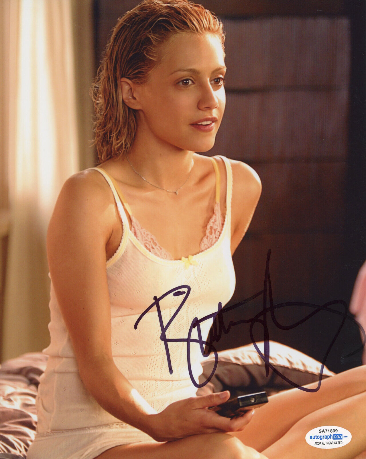 *RARE* BRITTANY MURPHY SIGNED LITTLE BLACK BOOK