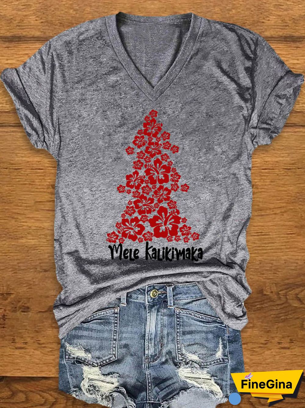 Women's Hawaiian Christmas "Mele Kalikimaka" Print T-Shirt
