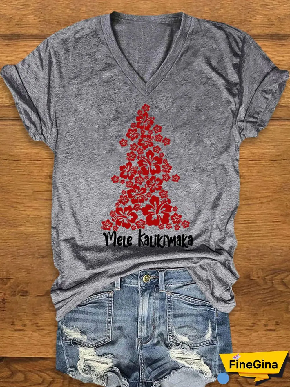 Women's Hawaiian Christmas "Mele Kalikimaka" Print T-Shirt