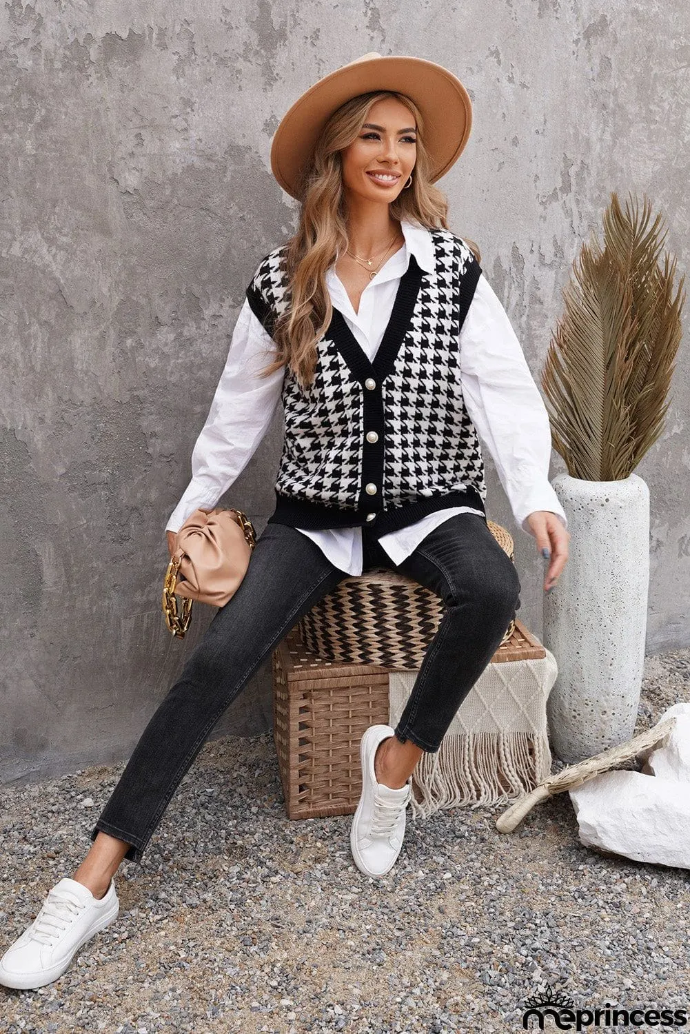 Black Houndstooth Knitted Vest