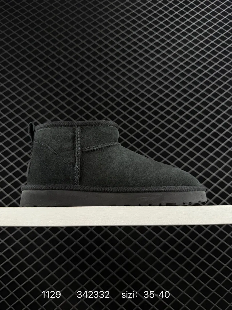 Top quality Winter and autumn sheepskin one-piece snow boots