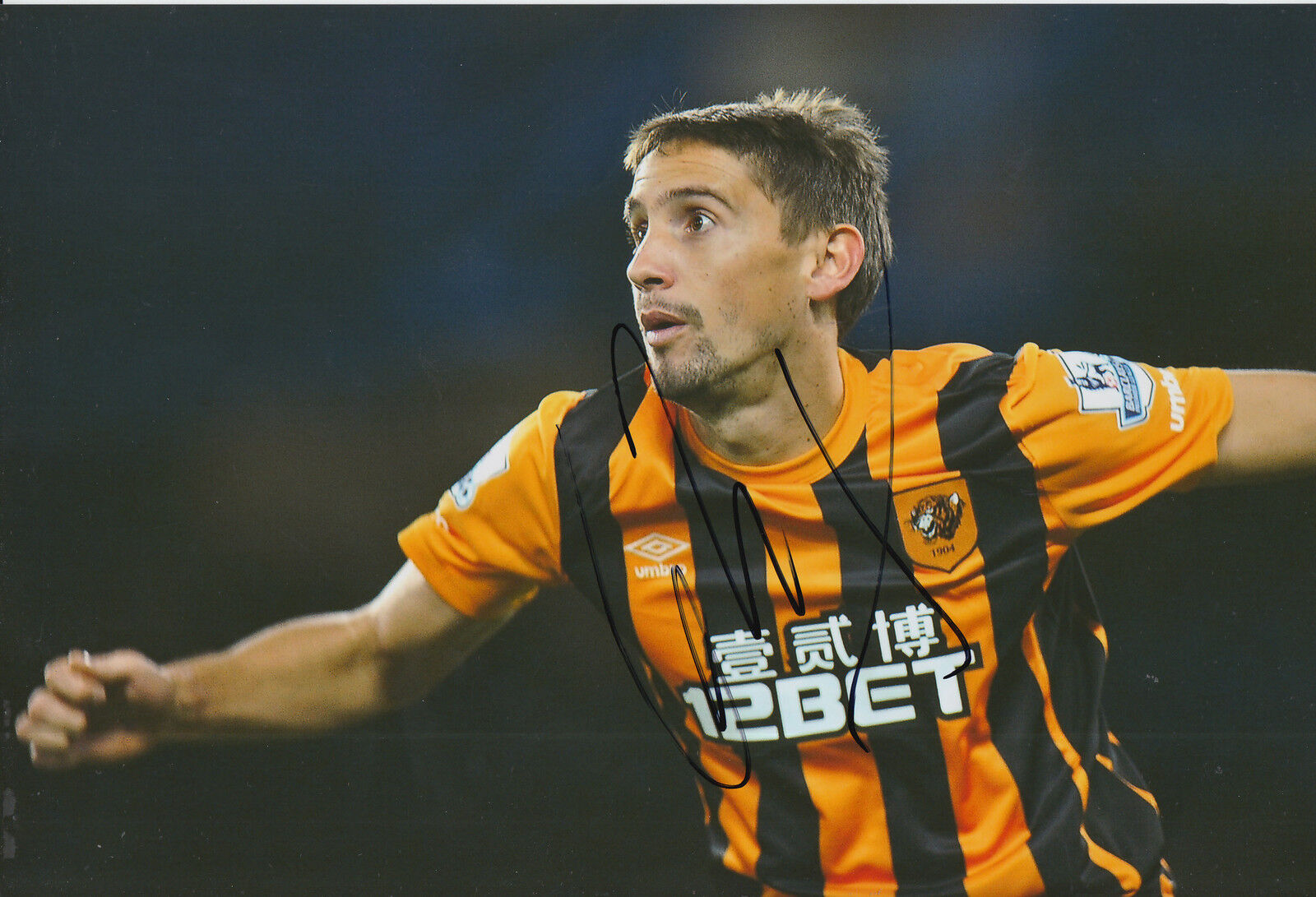 HULL CITY HAND SIGNED GASTON RAMIREZ 12X8 Photo Poster painting.