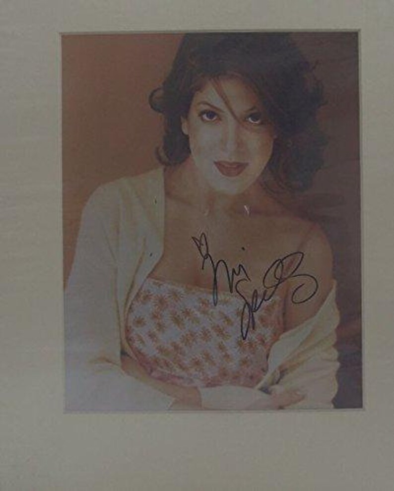 Tori Spelling Signed Autographed 8x10 Photo Poster painting Matted to 11x14