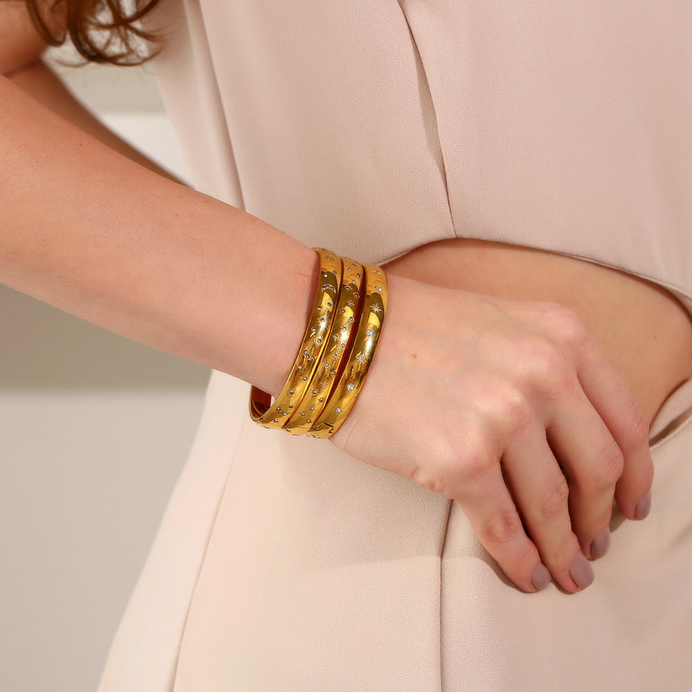 Small And Simple Eight-Pointed Star Dot Bracelet Stainless Steel Plated 18K Gold Star Moon Eye White Diamond Bracelet