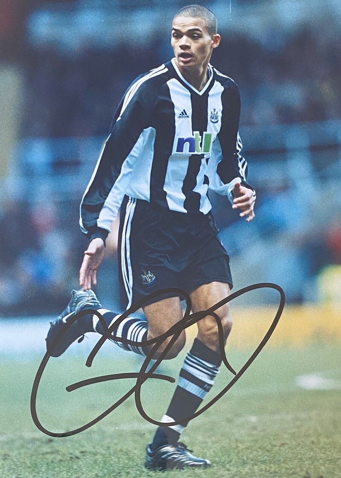 Jermaine Jenas Genuine Hand Signed Newcastle United 7X5 Photo Poster painting