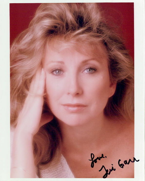 Teri Garr signed 8x10 Photo Poster painting In-person