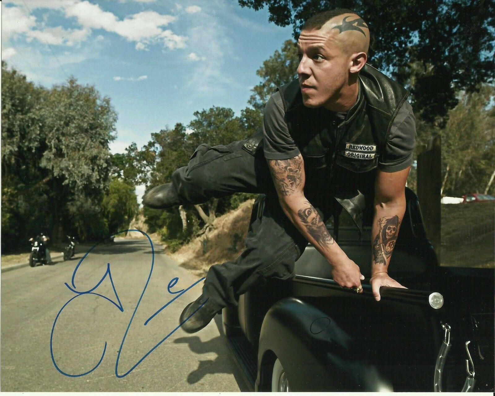 THEO ROSSI SIGNED SONS OF ANARCHY Photo Poster painting UACC REG 242 (1)