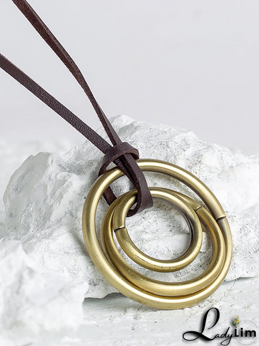 Buykud Three-Ring Pendant Sweater Chain Long Necklace