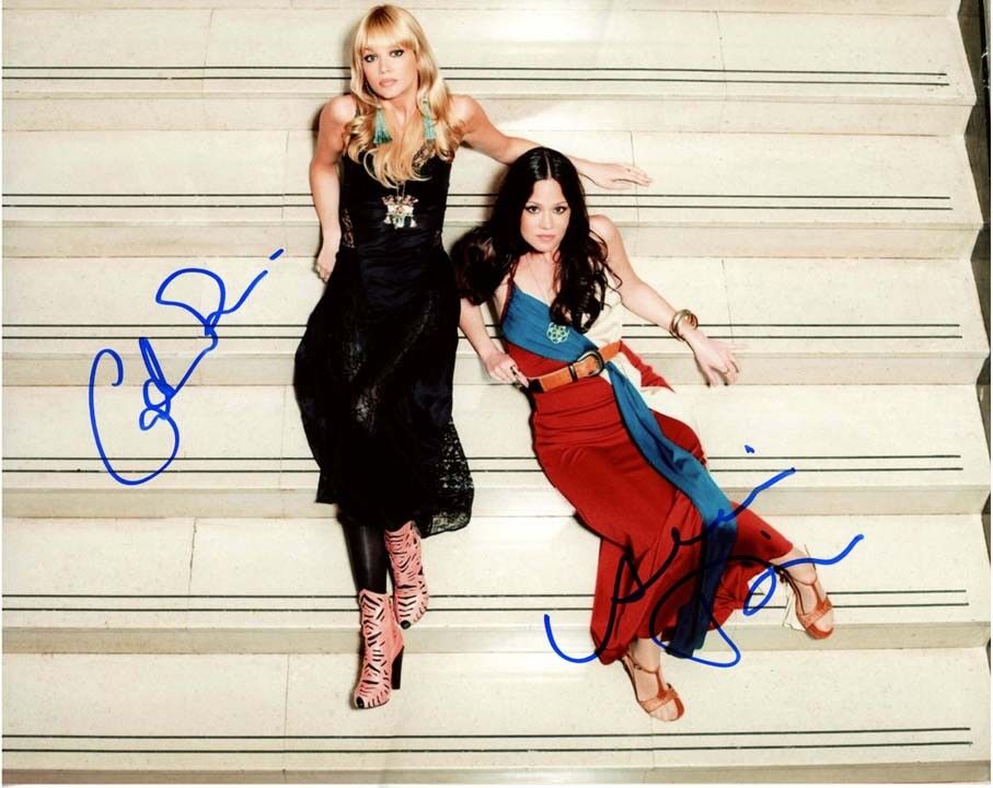 THE PIERCES signed autographed CATHERINE & ALLISON 11x14 Photo Poster painting