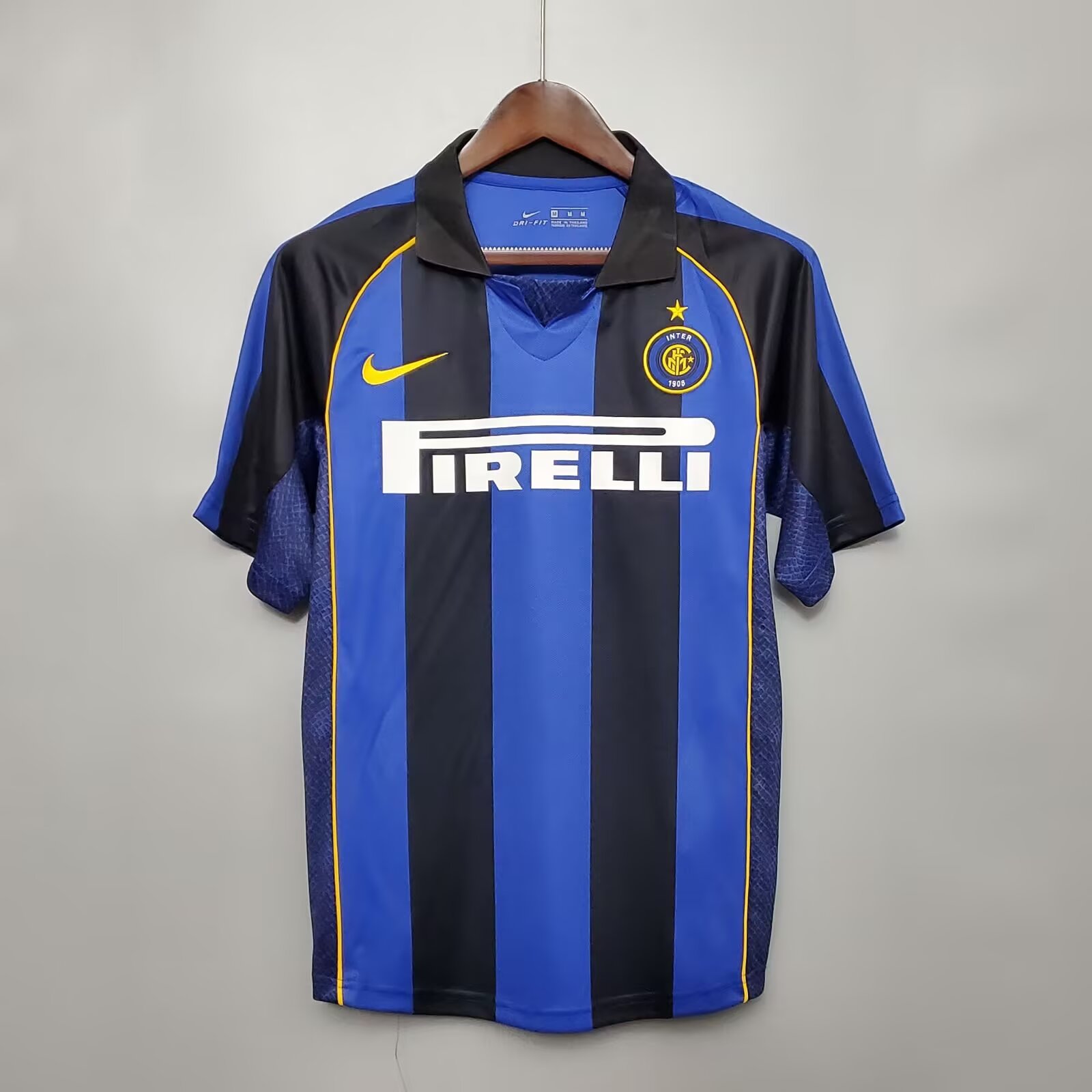 Retro Inter Milan 01/02 Home Football Shirt Thai Quality