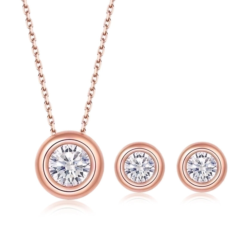 925 Sterling Silver Plated Zircon Plating Inlay Round Pendant Necklace