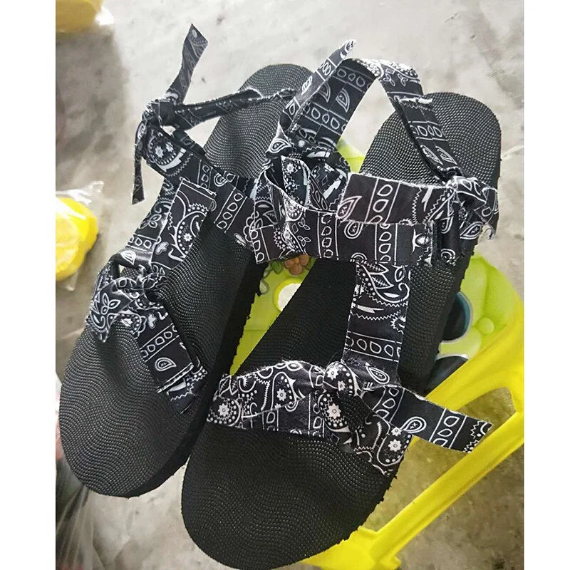 Women Flat Sandals graffiti Bandana Shoes Summer Outdoor Platform Sandals Open Toe Cute Bow Casual Ladies Beach Shoes 43