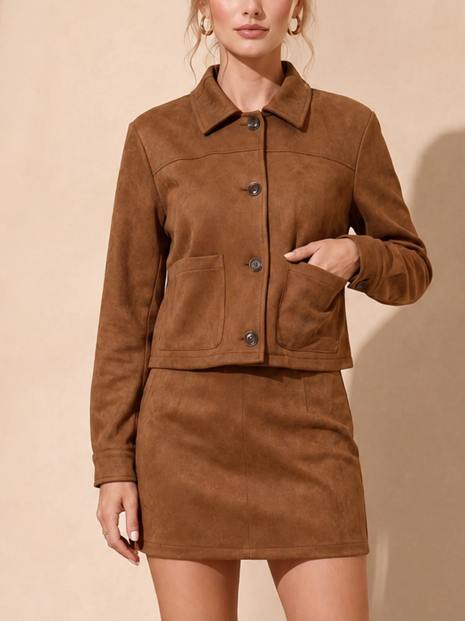 Western Style &mdash; Women's Caramel Brown Classic Pointed Collar 3D Patch Pockets Faux Suede Fabric Two-Piece Set