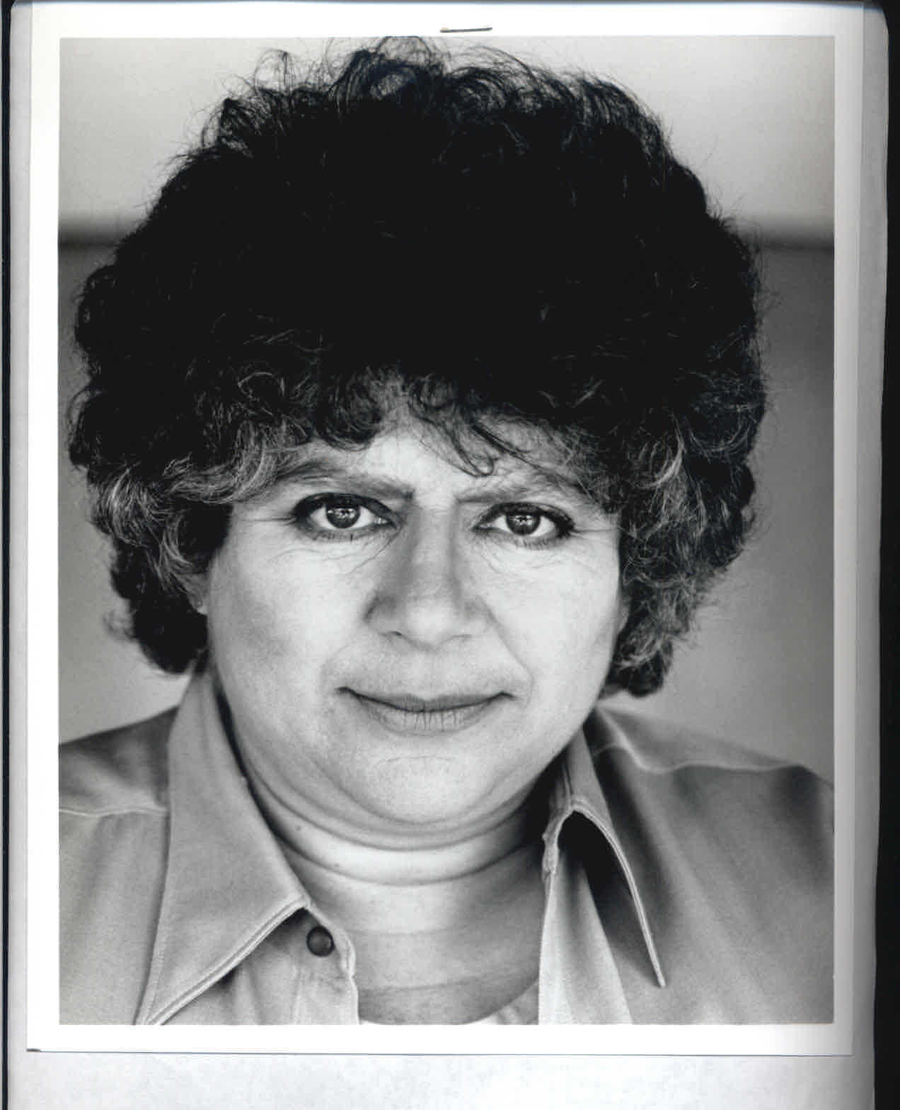 Miriam Margolyes - 8x10 Headshot Photo Poster painting w/ Resume - Harry Potter